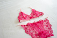 Load image into Gallery viewer, Limited Edition: Strawberry Lace Set