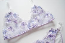 Load image into Gallery viewer, Wisteria Embroidered Set