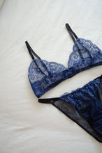 Load image into Gallery viewer, Mist Lace Set