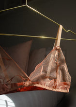 Load image into Gallery viewer, Amber Lace Set