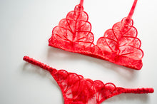 Load image into Gallery viewer, Scarlet Lace And Satin Set