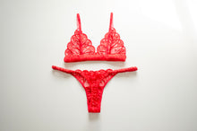 Load image into Gallery viewer, Scarlet Lace And Satin Set