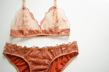 Load image into Gallery viewer, Amber Lace Bra