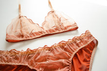 Load image into Gallery viewer, Amber Lace Bra