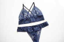 Load image into Gallery viewer, Midnight Lace Bra