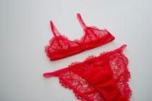 Load image into Gallery viewer, Noel Eyelash Lace Set