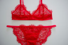 Load image into Gallery viewer, Noel Eyelash Lace Bra
