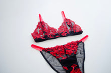 Load image into Gallery viewer, Crimson Lace Set