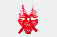 Load image into Gallery viewer, Rouge Floral Lace Set