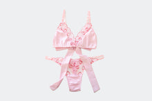 Load image into Gallery viewer, Sweetheart Satin Heart Set