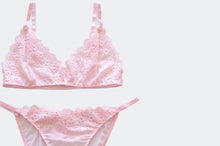 Load image into Gallery viewer, Petal Embroidered Lace Bra