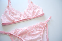 Load image into Gallery viewer, Petal Embroidered Lace Set
