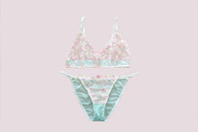 Load image into Gallery viewer, Straberry Mint Lace Set