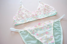 Load image into Gallery viewer, Straberry Mint Lace Set