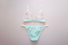 Load image into Gallery viewer, Straberry Mint Lace Set