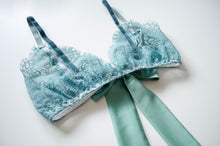 Load image into Gallery viewer, Ocean Eyelash Lace Set