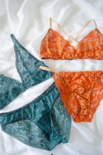 Load image into Gallery viewer, Aurora Lace Set