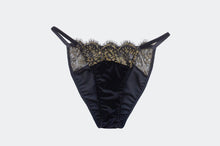 Load image into Gallery viewer, Noir Velvet and Lace Set