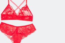 Load image into Gallery viewer, Cranberry Lace Set