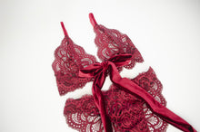 Load image into Gallery viewer, Ruby Tie Front Set