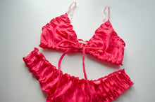 Load image into Gallery viewer, Smitten Satin Set