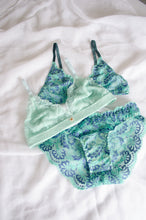 Load image into Gallery viewer, Alyssa Stretch Lace Set