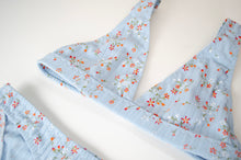 Load image into Gallery viewer, Petal Jersey Set