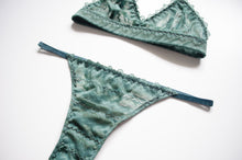 Load image into Gallery viewer, Evergreen Lace Set