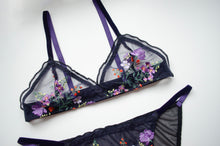 Load image into Gallery viewer, Wildflower Embroidered Mesh Set