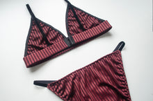 Load image into Gallery viewer, Crimson Christmas Box