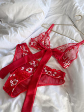 Load image into Gallery viewer, Rouge Floral Lace Set