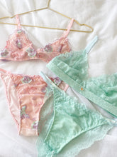 Load image into Gallery viewer, Jasmine Lace Bra