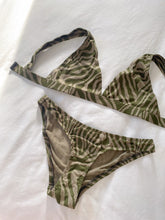Load image into Gallery viewer, Clover Zebra Print Jersey Set