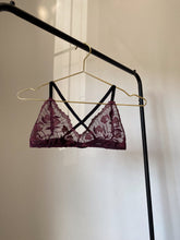 Load image into Gallery viewer, Blackberry Lace Bra
