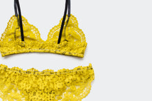 Load image into Gallery viewer, Buttercup Lace Set