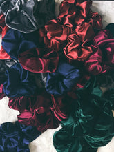 Load image into Gallery viewer, ELB Luxe Scrunchie