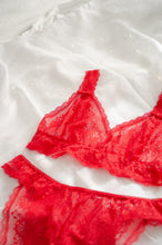 Load image into Gallery viewer, Merry Lace Bralet