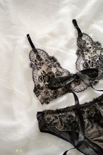 Load image into Gallery viewer, Luna Lace Set