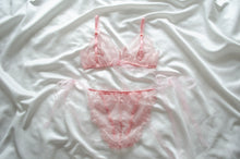 Load image into Gallery viewer, Pretty in Pink Lace Set