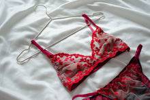 Load image into Gallery viewer, Cherry Embroidered Heart Set
