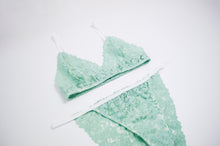 Load image into Gallery viewer, Amelia - Mint Lace Set