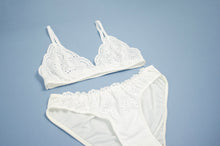 Load image into Gallery viewer, Lottie - Cotton Lace Bra
