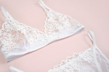 Load image into Gallery viewer, Jasmine Lace Set