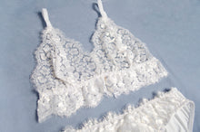Load image into Gallery viewer, North Star Eyelash Lace Set