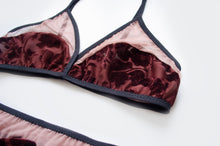 Load image into Gallery viewer, Crimson Set