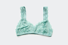Load image into Gallery viewer, PRE ORDER: Honeydew Lace Set