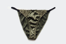 Load image into Gallery viewer, Thyme Eyelash Lace Set