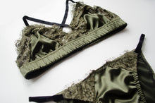 Load image into Gallery viewer, Thyme Eyelash Lace Set