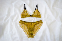 Load image into Gallery viewer, 'Golden' Lace Set