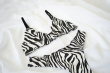 Load image into Gallery viewer, 'Lagoon' Jersey Bra